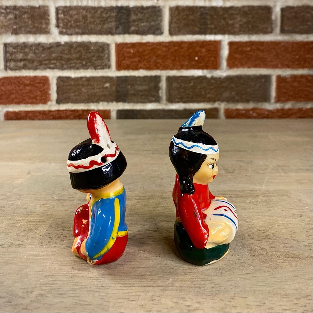 Vintage Native American Indian Salt & Pepper Shaker Set Japan - Picture 5 of 8
